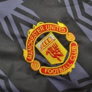 2025/2026 Manchester United Umbro Jacket Windbreaker - Image 3