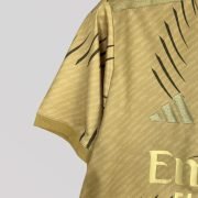 Real Madrid "Golden" Premium Kit - Image 3