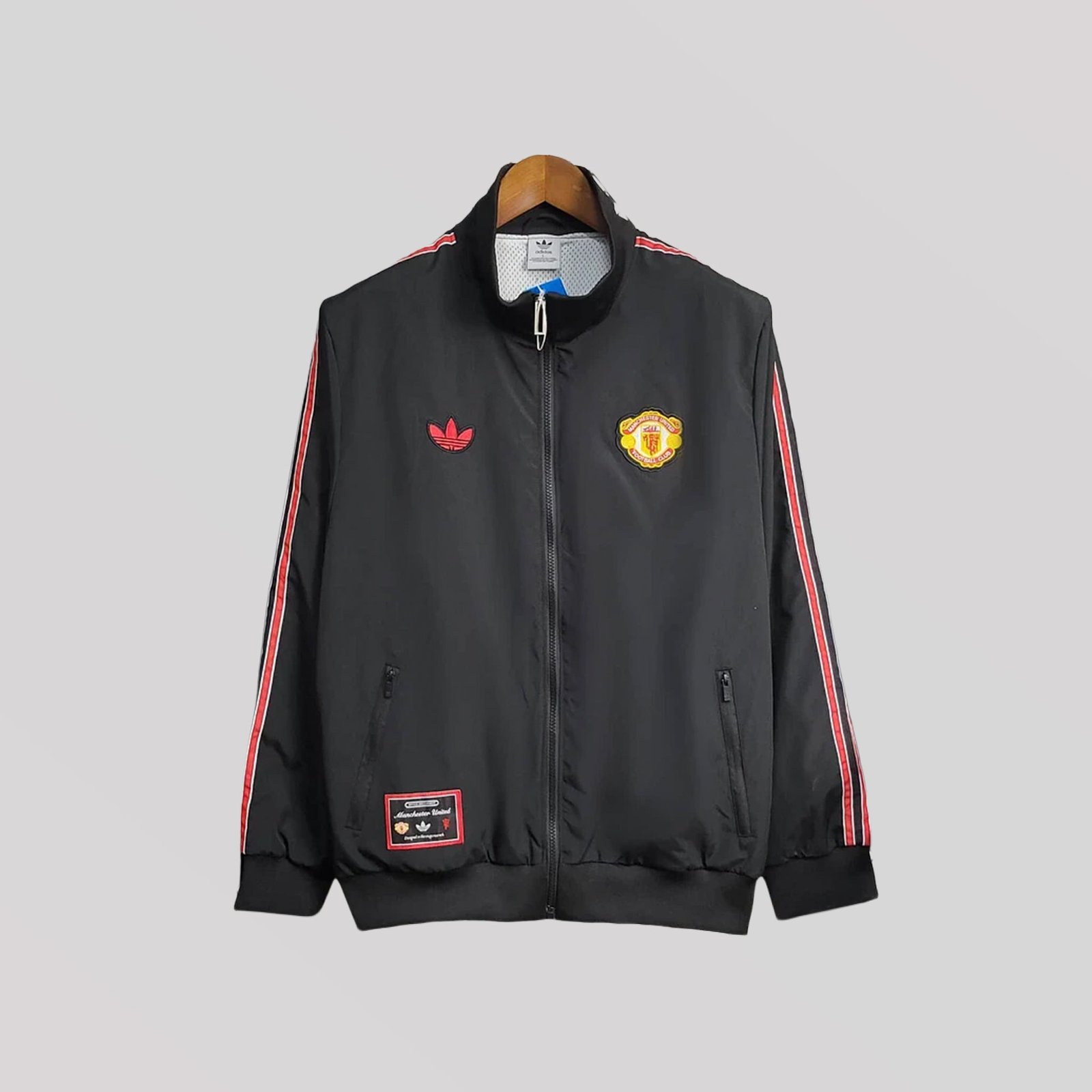united4 2025/2026 Manchester United Jacket Windbreaker - Image 1